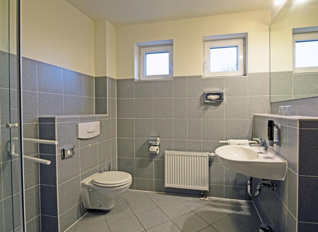 Hotel Zur Sonne Waren  Kültér fotó