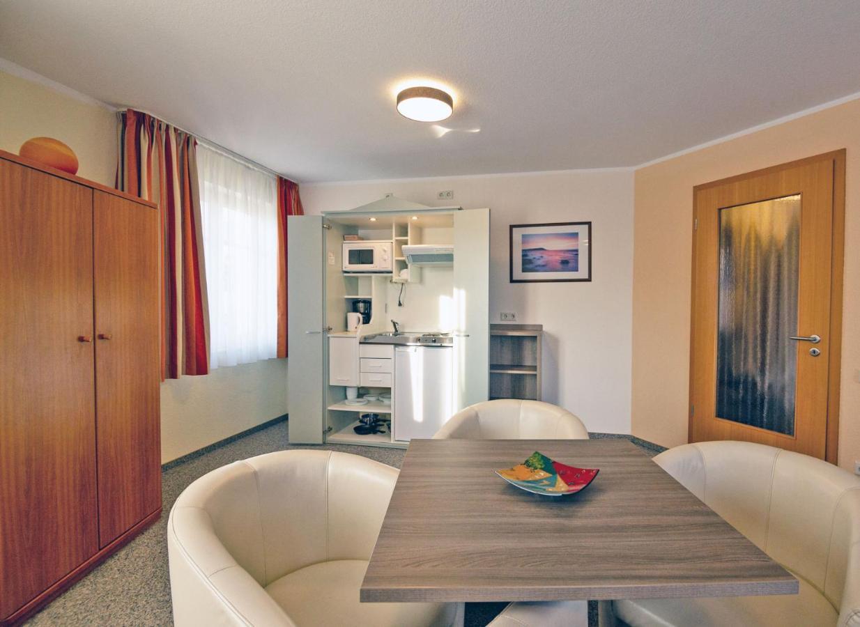 Hotel Zur Sonne Waren  Kültér fotó