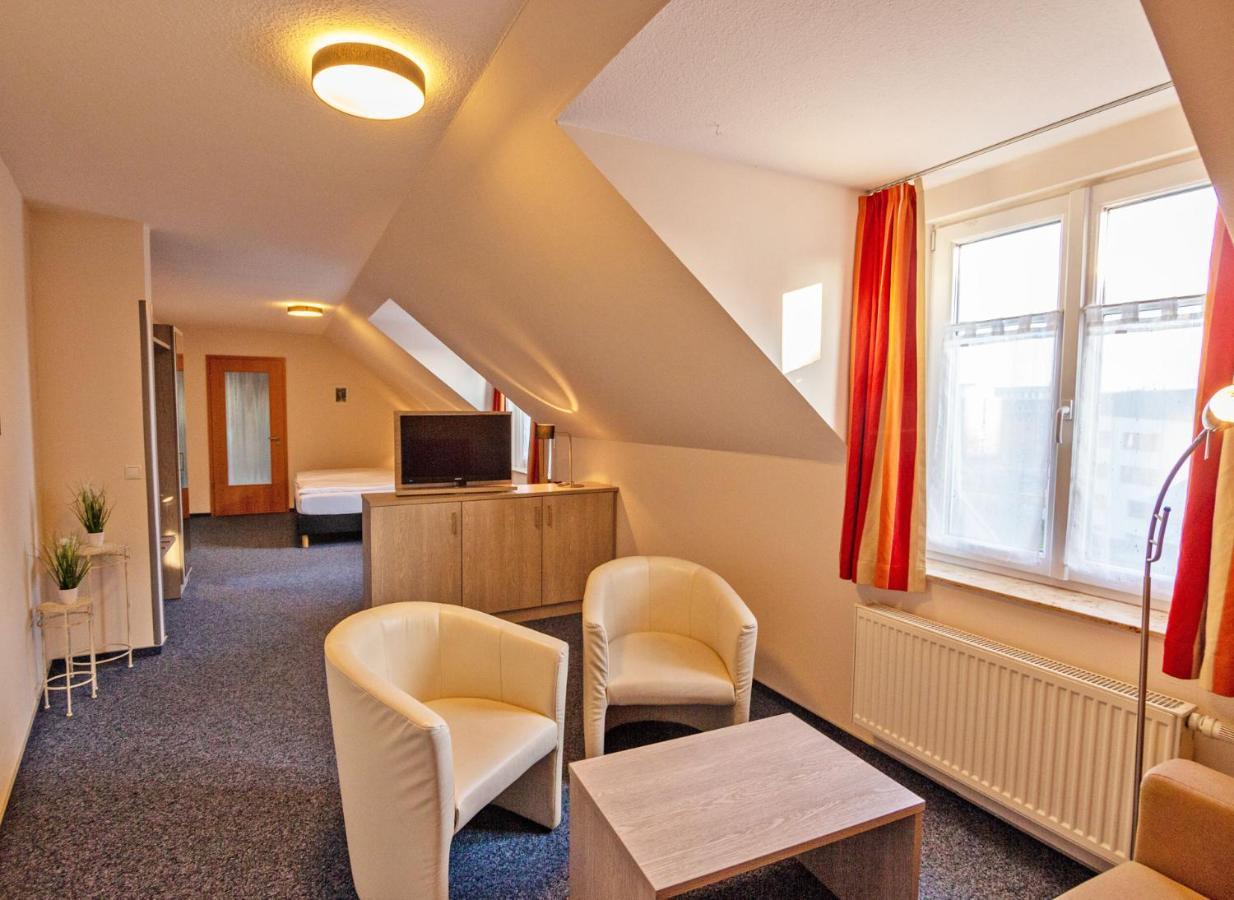 Hotel Zur Sonne Waren  Kültér fotó